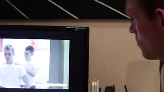 SYDNEYS SWEETEST SLUT 19YEAROLD AUSSIE GOES BALLISTIC ON LIVE WEBCAM!