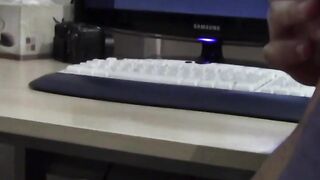 SYDNEYS SWEETEST SLUT 19YEAROLD AUSSIE GOES BALLISTIC ON LIVE WEBCAM!