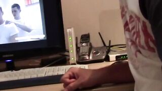 SYDNEYS SWEETEST SLUT 19YEAROLD AUSSIE GOES BALLISTIC ON LIVE WEBCAM!
