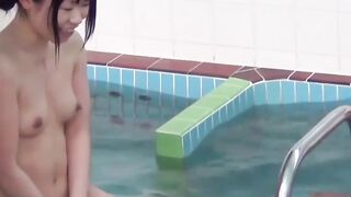 WETTEST FETESHI EVER! 6 FREAKY Japanese Cuties Peeing In Jacuzzi Together!