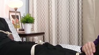 LICK THAT FEET GIRL! TOETASTIC ORAL OBSESSION with BDSM HUNK!
