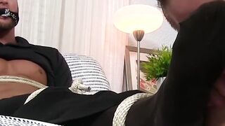 LICK THAT FEET GIRL! TOETASTIC ORAL OBSESSION with BDSM HUNK!