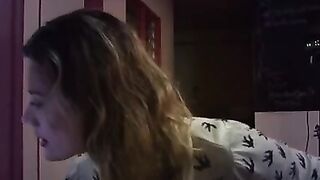 SUCKING LIKE A PRO Cunning Brunette Girl Destroys Between Those Juicy Pussy Lips  216 Videos of Hot Creampies  Deepthroat POV!