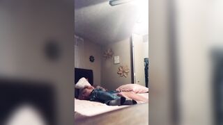 Skinny cougar makes Booty Clap on Young Long Dick and