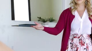 "Mature Milf Stepmother's Strapon Sex Adventure - Lisa Sweets XXX Erotica"