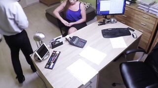 "Sexy Bombshell Gets A Surprise Loan - PornHub"