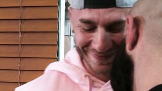 Stud Mac Savage penetrated by Atlas Grant throbbing dick