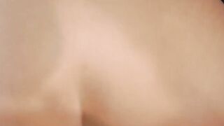 BLONDE BOMBSHELL FROM ENGLAND GETS THƯrong约 BANGER FROM SIR JIM IN POV