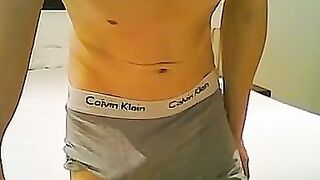 "Sexy MILF Jamies Smthte's Steamy Solos - Exclusive Interview & Behind The Scenes"