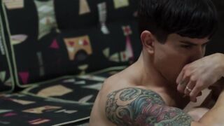 "Thug Ass-Fucking Robbery Gone Wrong - Hunks Johnnny Ford & Dakota Paynes"