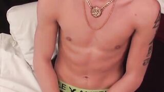 "Blondie's Handjob Heaven - Gay Amateur Jacking Off in Bed"