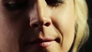 "Blondie Blowbang! Hot MILF Sara Vandela Fucks Her Way Through A Gaggle Of Guys"