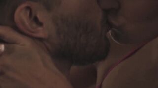 EMMA HIX UNLEASHES HER INNER SLUT Tattooed Seductress Takes Blowing her Load to New Heights