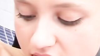 Tinas SweatInduced Orgasms Gym Bunny Gets Her Guide