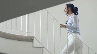 STEPSISTER STEALS THE SHOW!