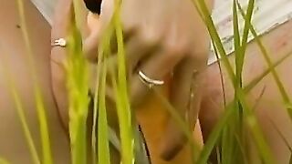 HUGE ASS Country cutie SHOCKS with UNTOUCHED VAJAYAY Stretching around GIANT DONG