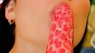 Tiffanys Pink Paradise A Vibrant Exploration of Her Pristine Vagina