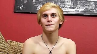 UNBELIEVABLEFITXXXX Skinny Twink Squirts Everywhere as He Takes MASSIVEToy Up His ASS!
