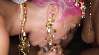 JAWDROPPING Twreesome of the Century Jasamine Banks és Ms Sapphires KILLER Oral Mastery!