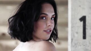 UNBELIEVABLE German SEX APPRENTICE Marisa Exposes Her EXQUISITE BODY!
