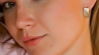 Ageless Seductress Cindy Unleashes Her Wild Side on Live Cam