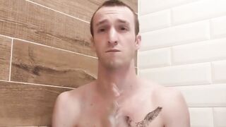 BAREBACK BOOTS Succulent Sergeant JV Marx Sucks and Savages His Giant Dong in Sizzling Shower Shenanigans