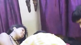 Crazy Threesome Showdown 2 Bhabhis vs 2 Bhaiyas
