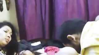Crazy Threesome Showdown 2 Bhabhis vs 2 Bhaiyas