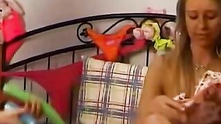 INSATIABLE LESBO TWEEN ACTION! 18 Y.O. TEENIE GIRLS UNLEASH THEIR INNER NAUGHTY BEASTS!