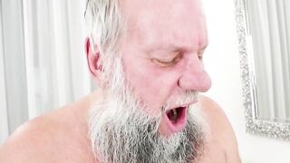 Horny old man shows this teenage whore he still got game