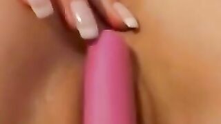 Evelyns Insatiable Appetite for Pleasure This Voluptuous Vixens Orgasmic Escapade Will Leave You Breathless!