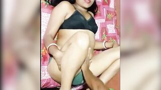 UNBELIEVABLE! Indian Siren Sucks Her Way to STARDOM