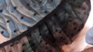 "Elizabeth-Romanova's Magic Wand Vibrator Blowjob Adventure"