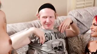 "Transgender Sexbomb FOXXY Fucks Her Way To Stardom - Scene #2"