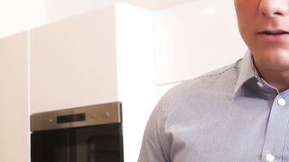 "MadLenna's Nasty Apartment Tour - Sexy Russian Babe Shows Off Her New Home"