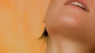 Teen MILF Babe Uses Huge Vibrator to Satisfying Her Curious Pussy in HD