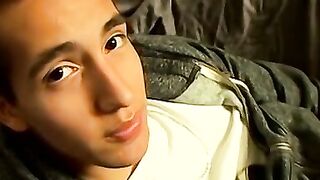"Twinks' Hot Afternoon Delight - Teen Twunk Jacks Off In His Room"