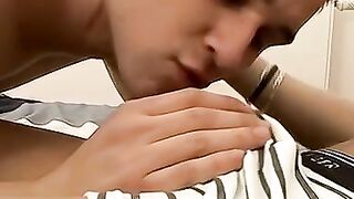 "Twink Foot Worship - Passionate Couple Fingering Each Other's Toes"