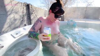 Wifey Blows Neighbors's Dick into Hottie Hot Tub while her Hubby