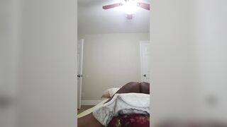 HUMPING ON PILLOWS TILL SOAK ORGASM