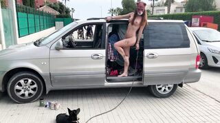 NUDE TRAVELER inside NUDIST TOWN