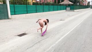 NUDE TRAVELER inside NUDIST TOWN