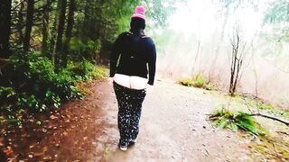 Milf Has A Wedgie Inside Her Humongous Booty on Outdoor