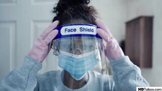 Coronavirus can't prevent ex-wife to have sex (with delivery boy)