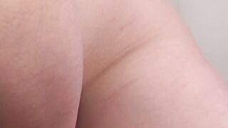 "Foot Job Goddess - Foot-Job Heaven with Hot Latina Babe Lucy FJ"