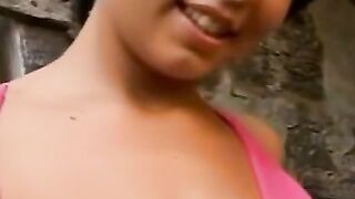 High heeled Brenda masturbating