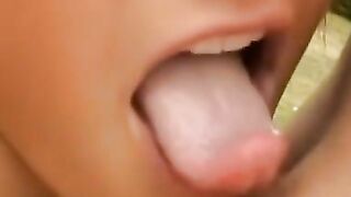 Debbie The Experienced MILF Gives Her First Time Sex Tutorial
