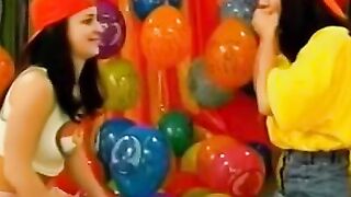 Blond Babes Blowjob Threesome in Hardcore Group Sex Action