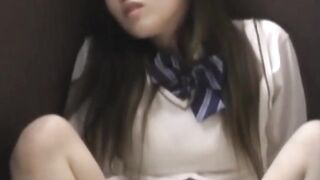 Japanese Voyeur Cam - Peeing Woman Enjoys Hidden Camera Attention