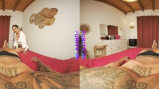Purity VR - Exotic Dancer Natallik Gets Intimate Virtual Reality Experience
